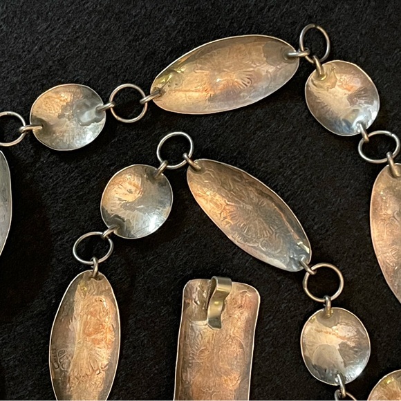 AUTHENTIC NATIVE AMERICAN STERLING SILVER AND TURQUOISE CONCHO BELT 🔥VINTAGE - Picture 10 of 11